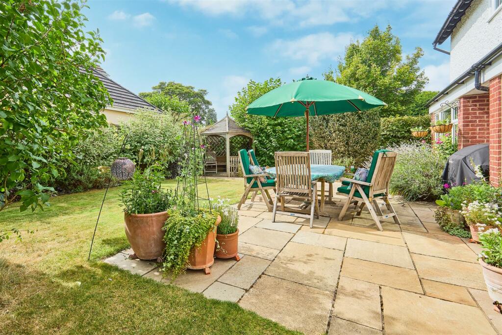 Crowhurst Gale 2024 202A5249_HDR.jpg