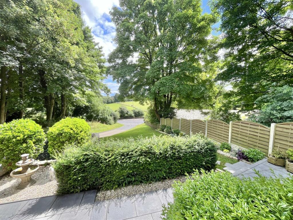 Gardens &amp; Patio Areas