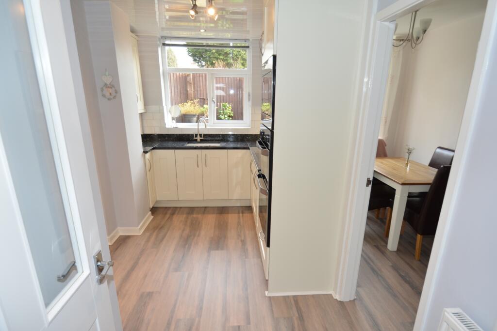 KITCHEN &amp; DINING ROOM