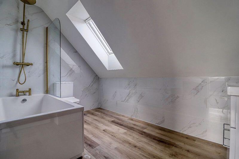 Bedroom Two En-Suite