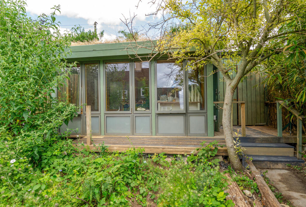 1299337-6-685962b...