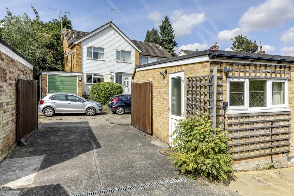 Detached Garage/Studio