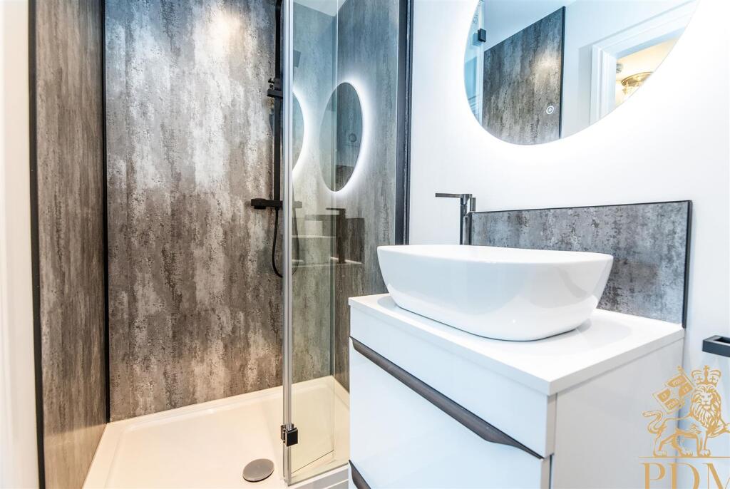 Apartment 3, 6 Mapperley Park Drive NG3 5BX
