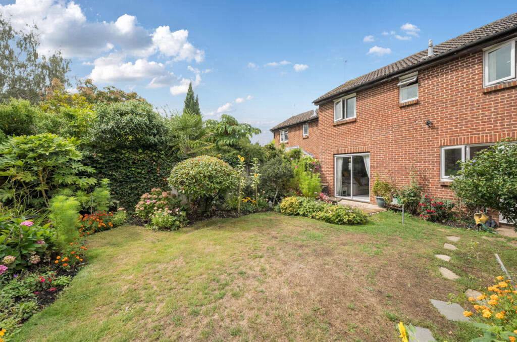 1346034-12-68b1a6...