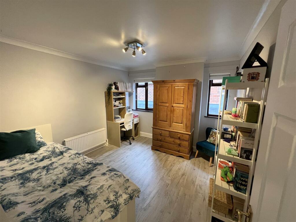 Bedroom 3.JPG