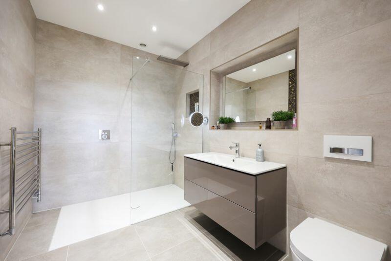 En-Suite Shower Room