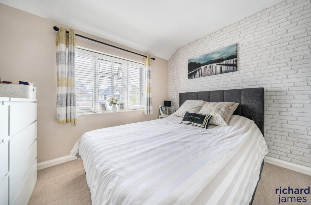 c1ef4129d27b4e1a9e8a98cdadf57f51