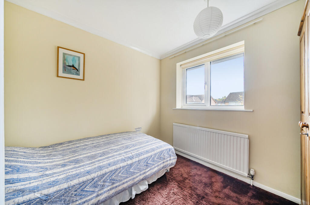 1370769-7-68f7607...