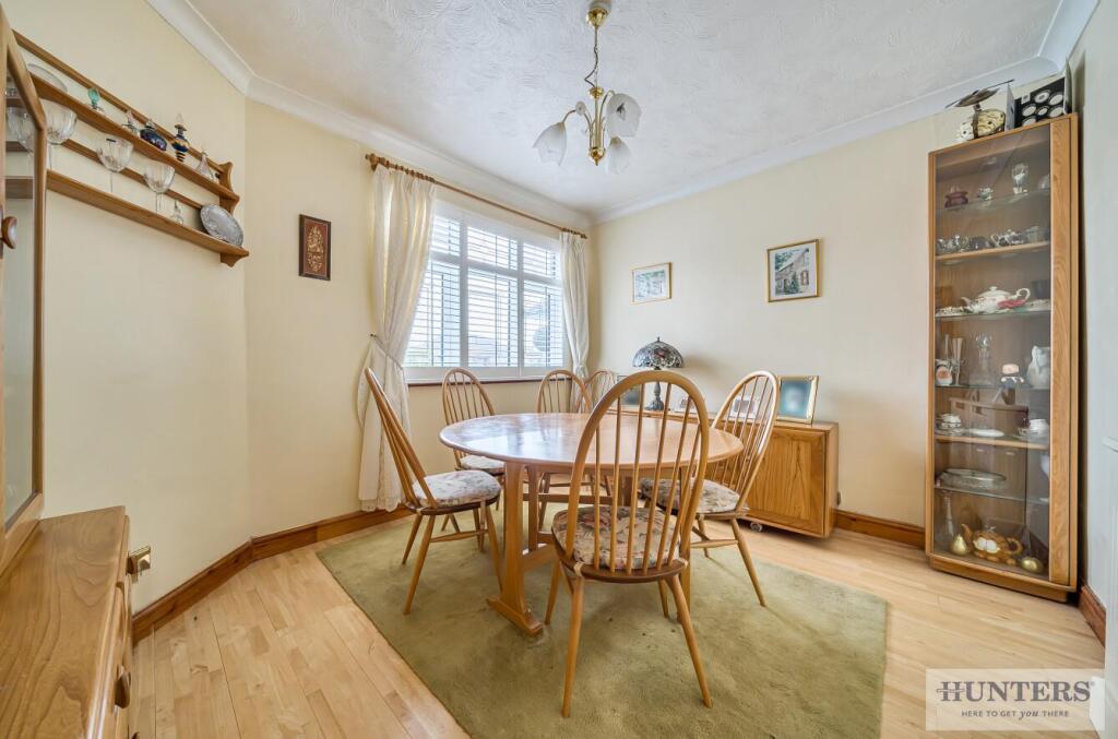 Bedroom Two/Dining