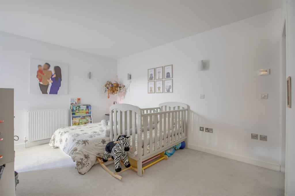 15 Uplands House, Four Ashes Road, HP15 6DY-5.jpg