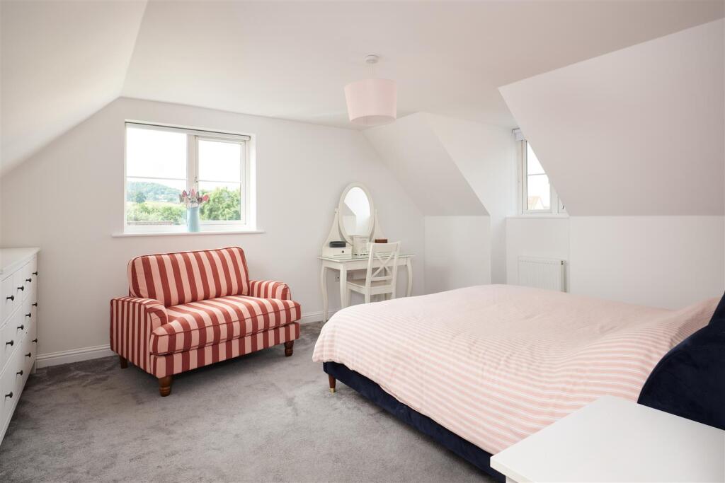 79 HO1 25-06-24_RyanWicks_HomeOrchard_0015-Edit.jp