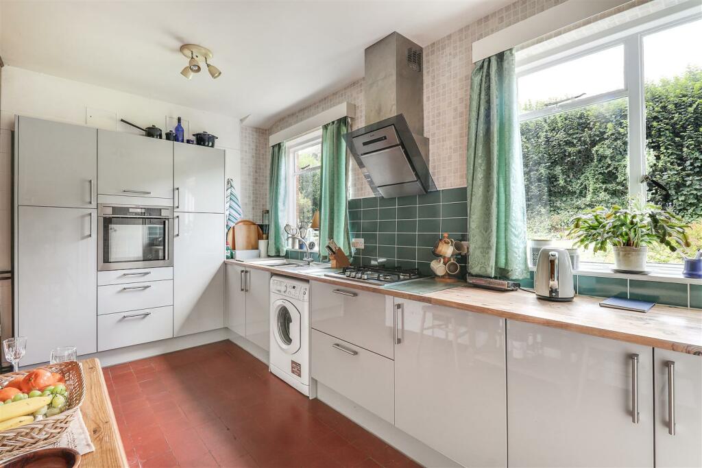 Kitchen-Breakfast Room (2).jpg