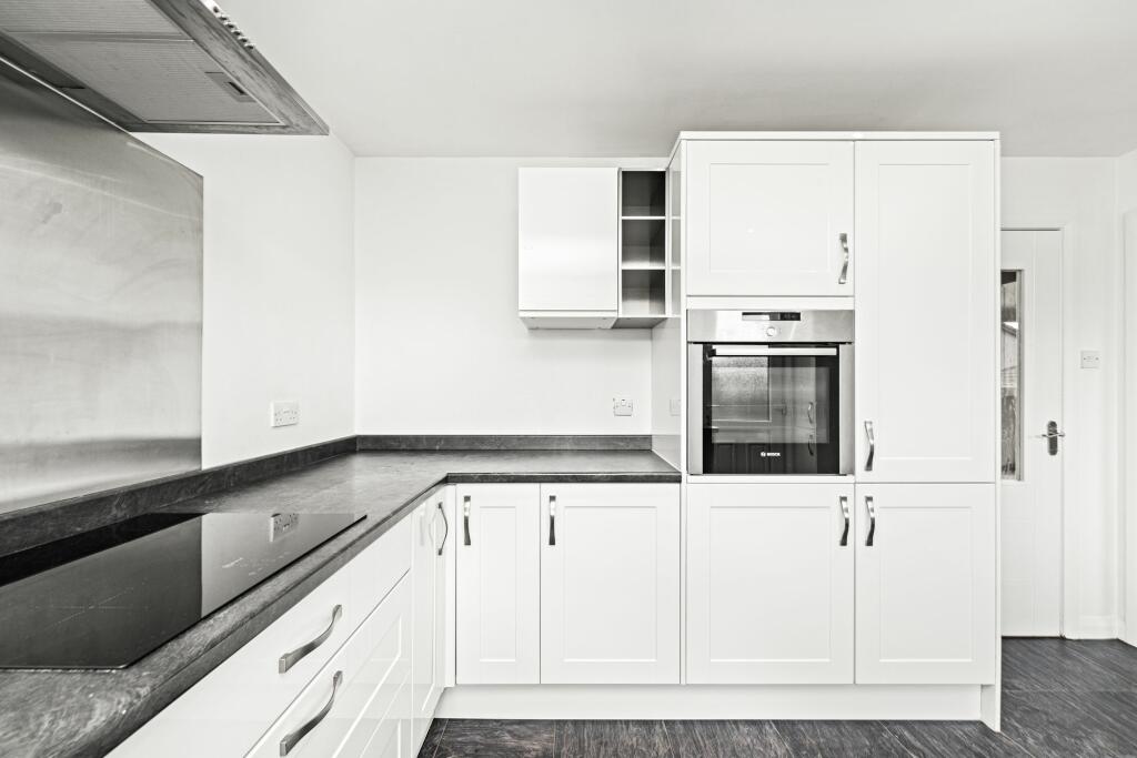 Kitchen/Breakfasting Room