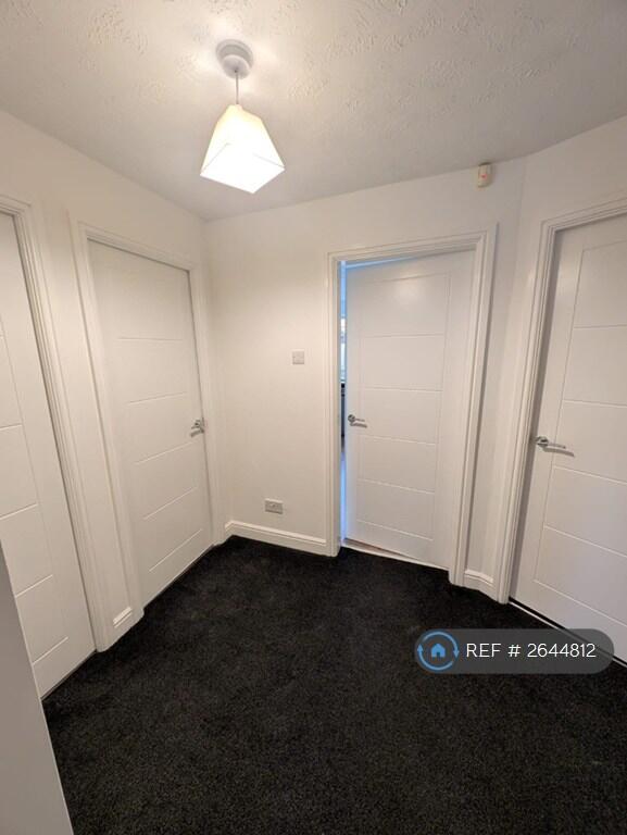 Landing, Doors To Bedrooms