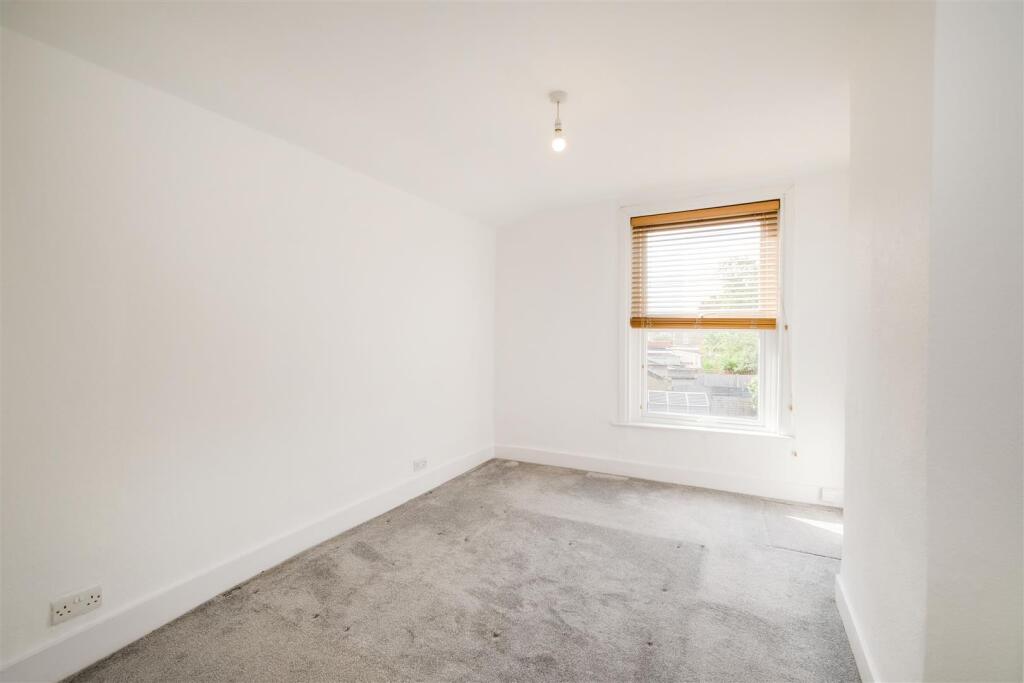 251a high road-1.jpg
