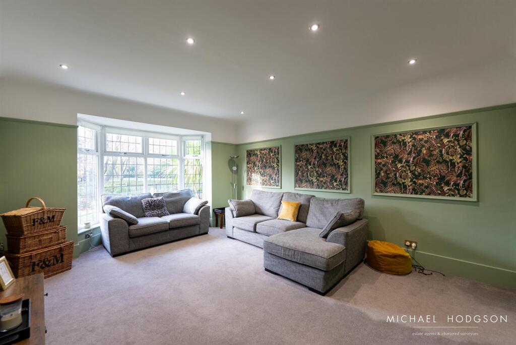 88 Queen Alexandra Road 2025-08.jpg