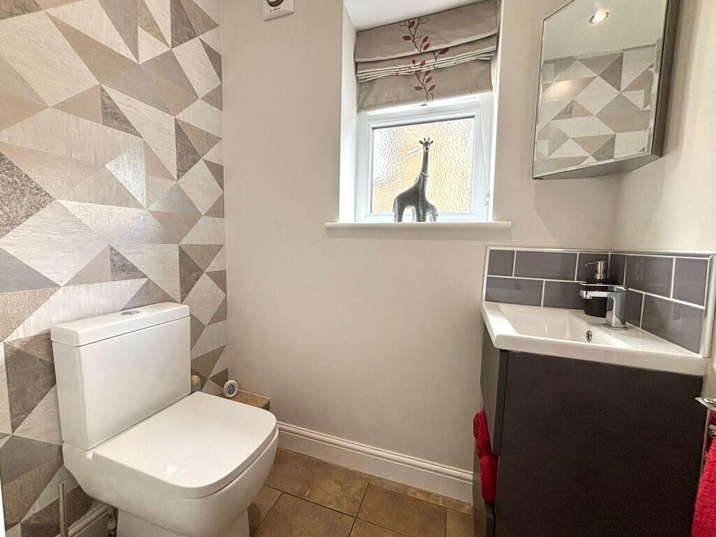 downstairs wc