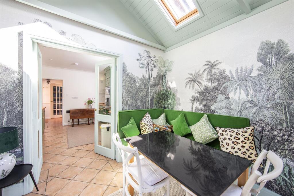 Garden Room 03.jpg