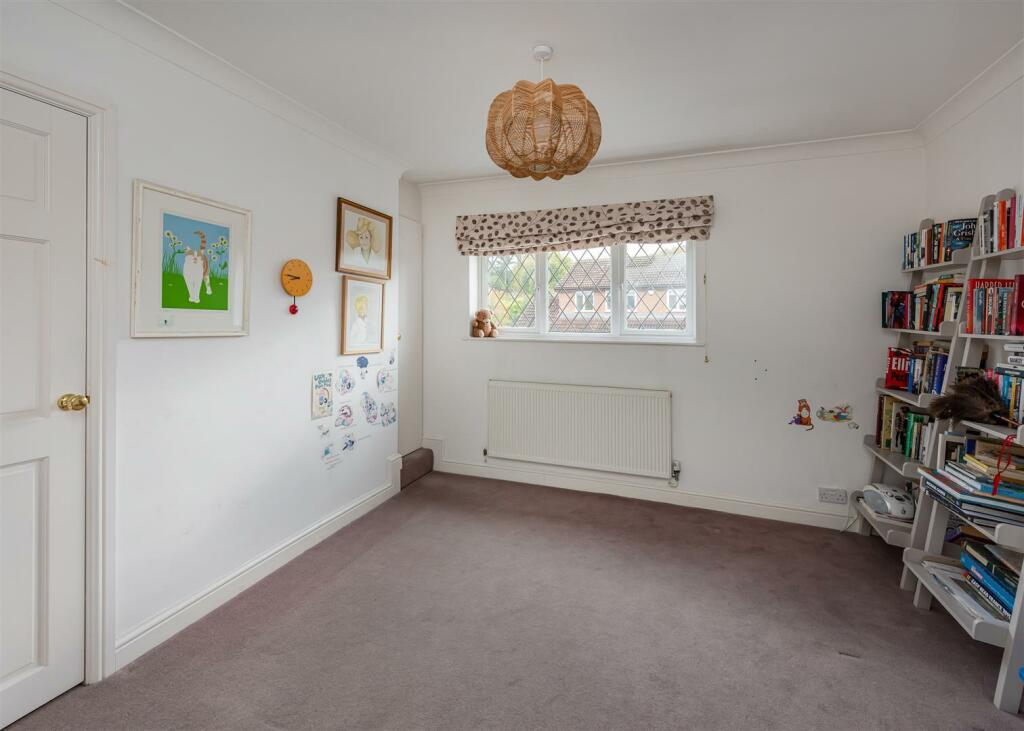 109 Rookery Road-bed3.jpg