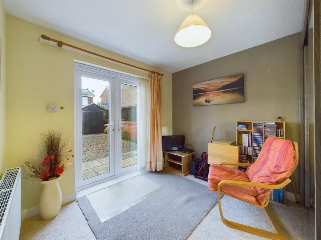 Bedroom: