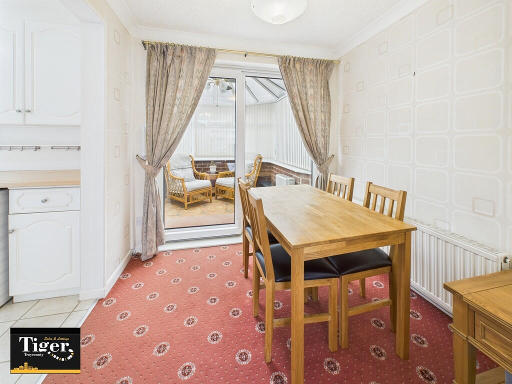 CAM02176G0-PR0681...