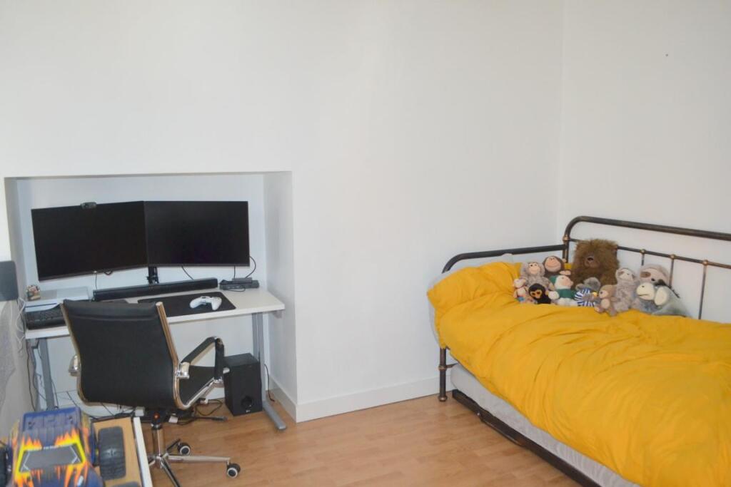 ADining2 (Medium).JPG