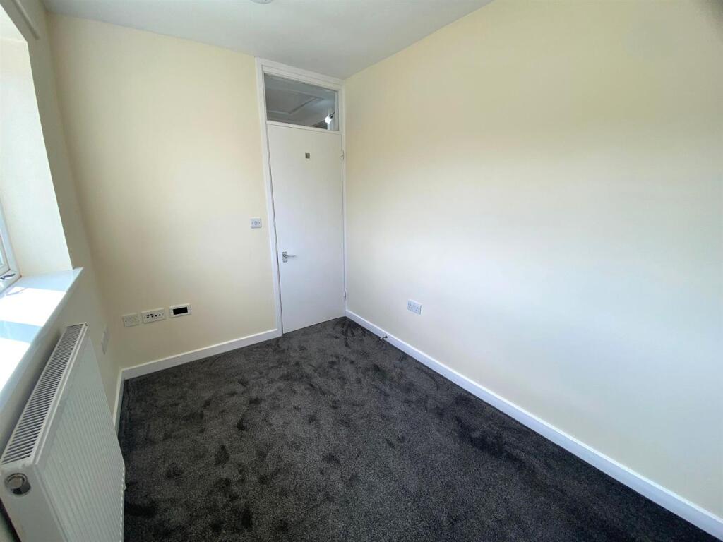 Bedroom 3 (2).jpeg