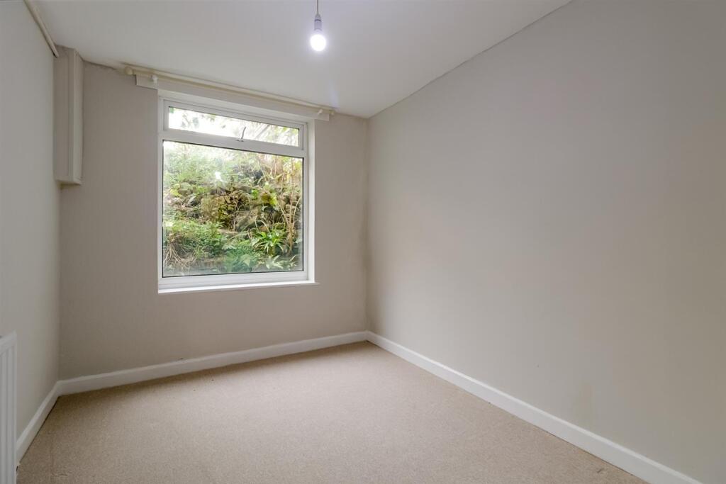 3-bed-flat-suffolks-cheltenham (5).jpg