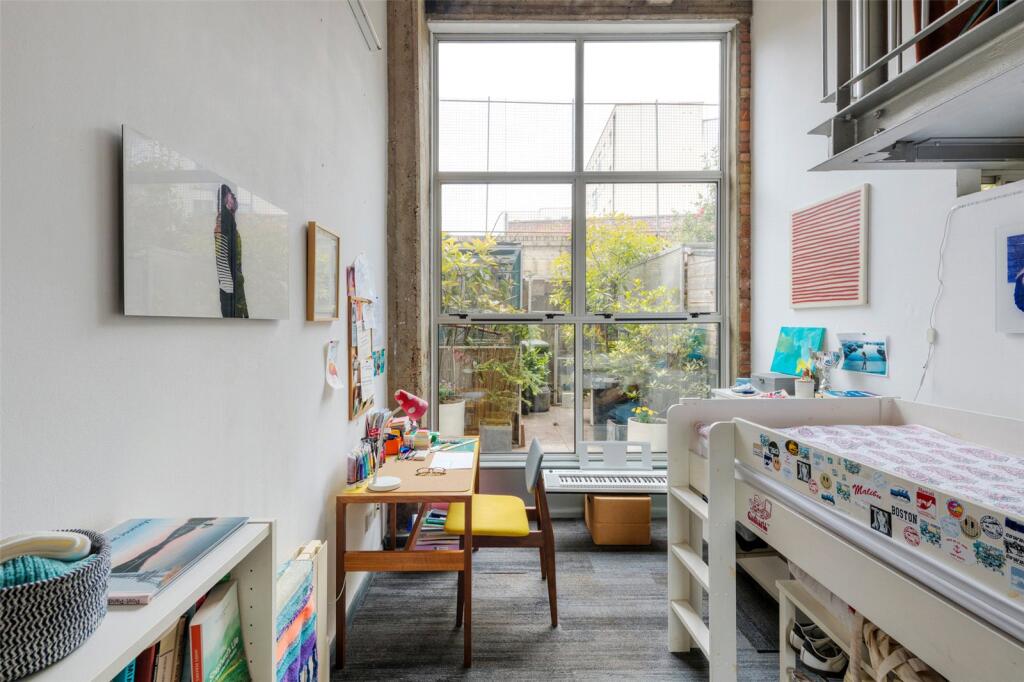 5 King Edward's Road