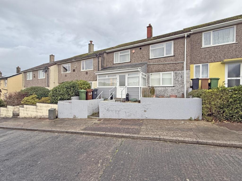 Goodwin Avenue 15 - Front.jpg