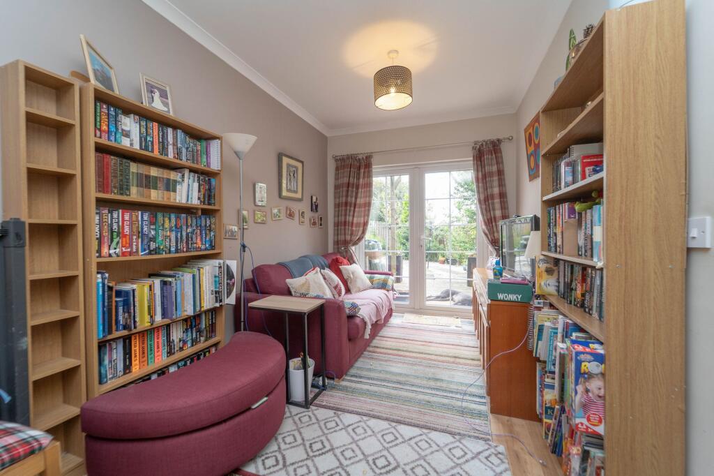 Second Lounge/Dining Room