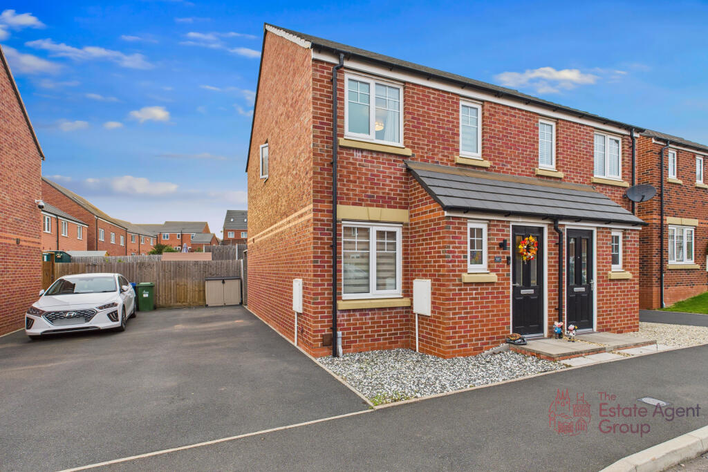 CAM02494G0-PR0053-STILL017