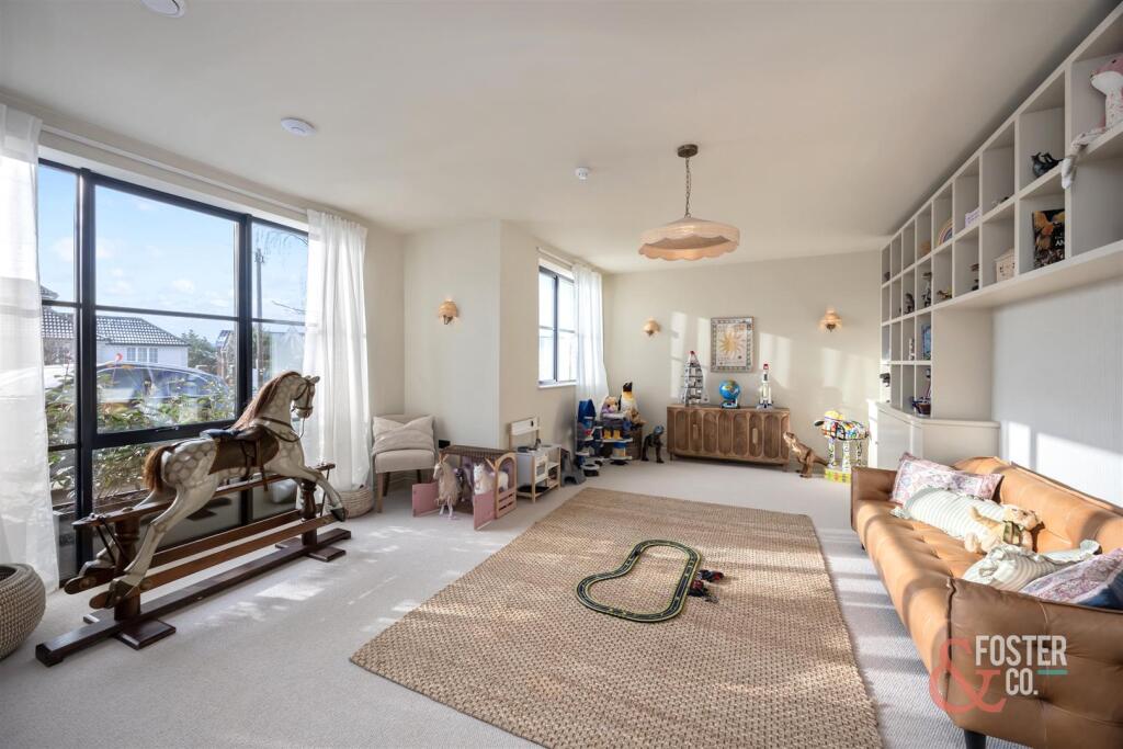 Hill Brow, 27-011.jpg