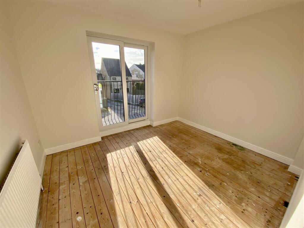 Bramleys Estate Agents - Gordon Court - Shillbank 