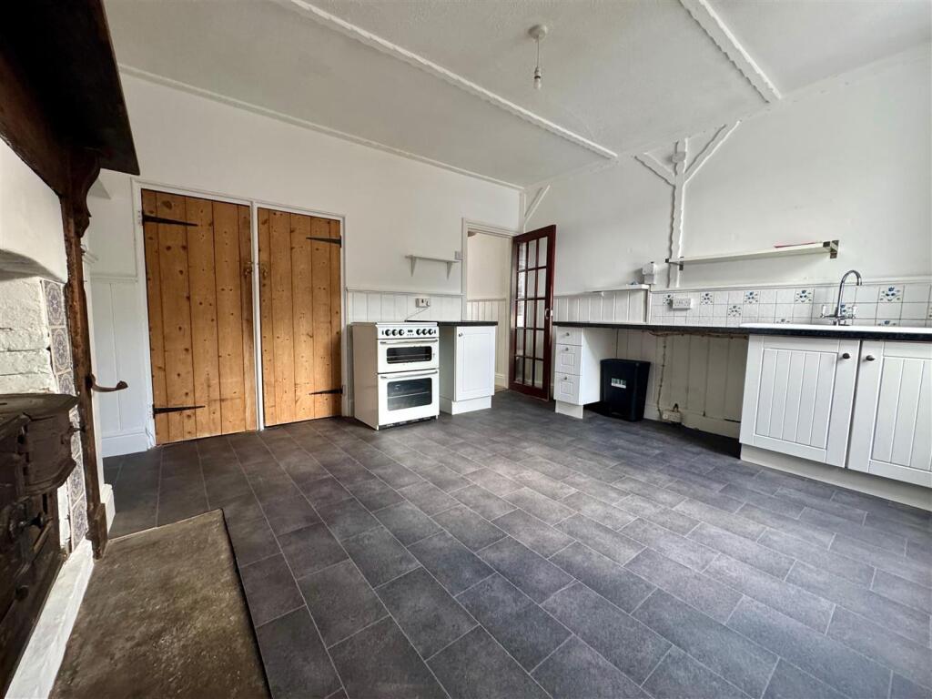 Lower Compton, Plymouth