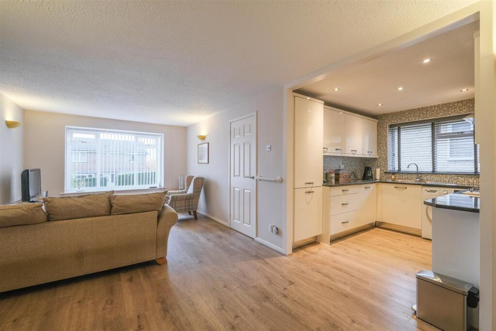 Open Plan Living/Dining/Kitchen