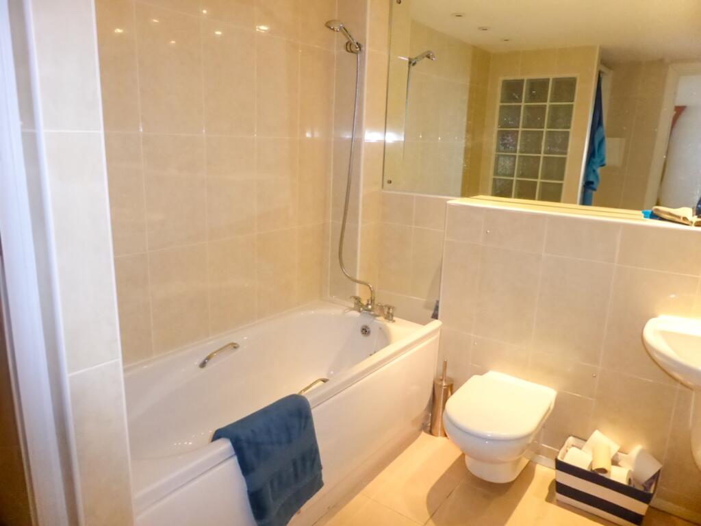 To Book A Viewing Call TPS Lostwithiel on 01208 87