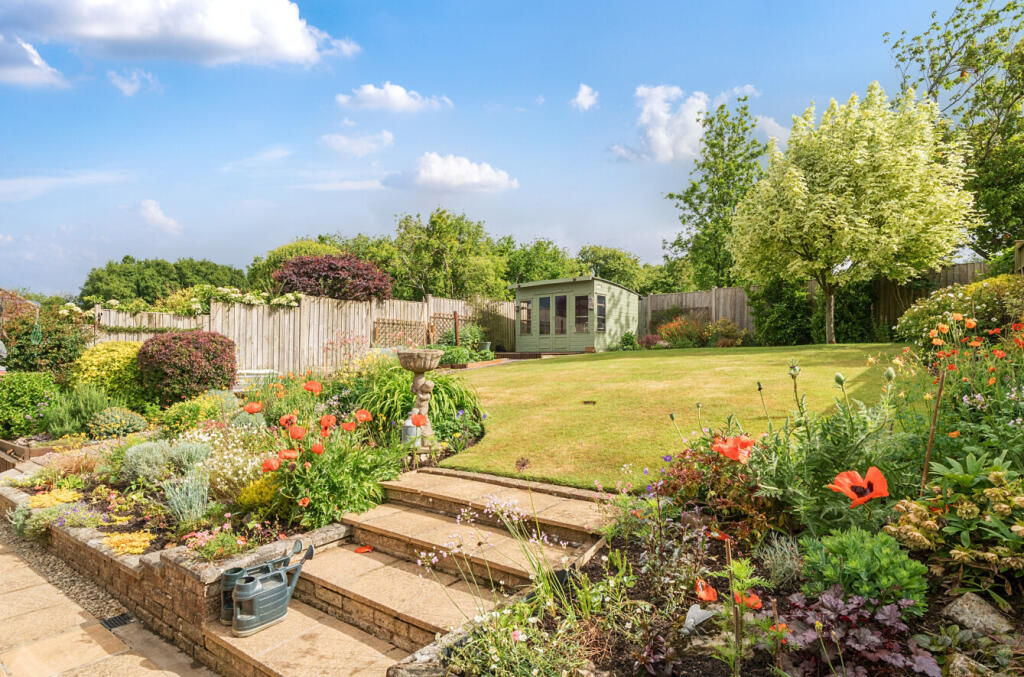 1297252-5-6836dc3...