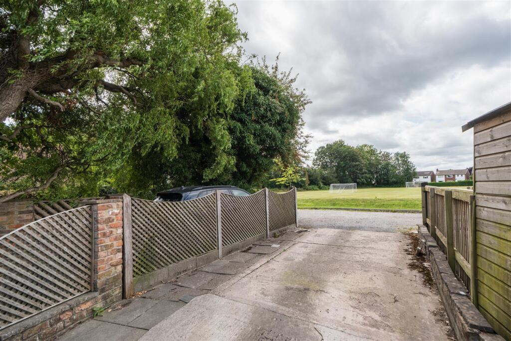 19 The Green-024.jpg