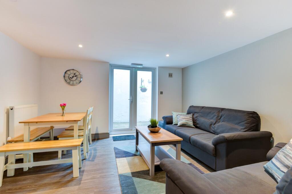 35 Sutherland Road-3