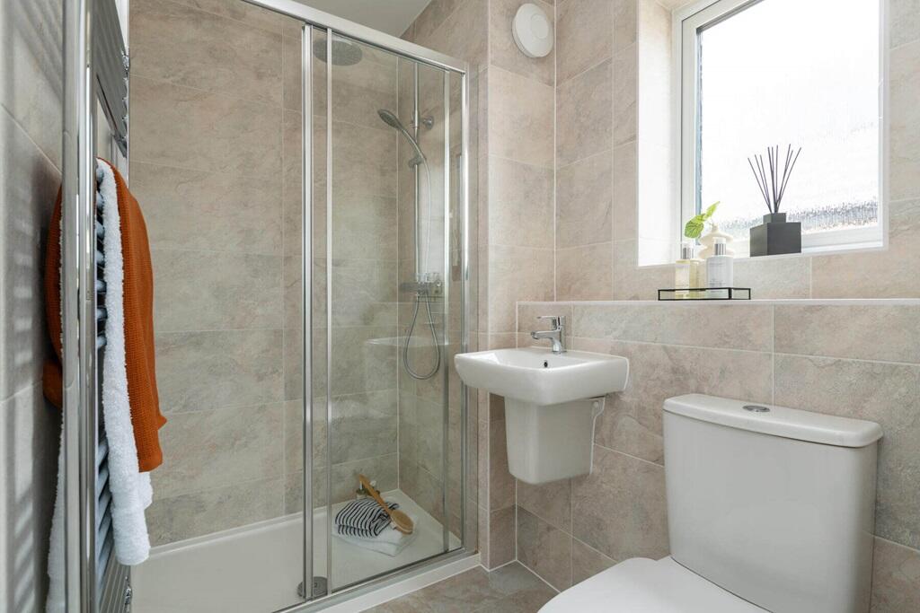 En suite of the Colford