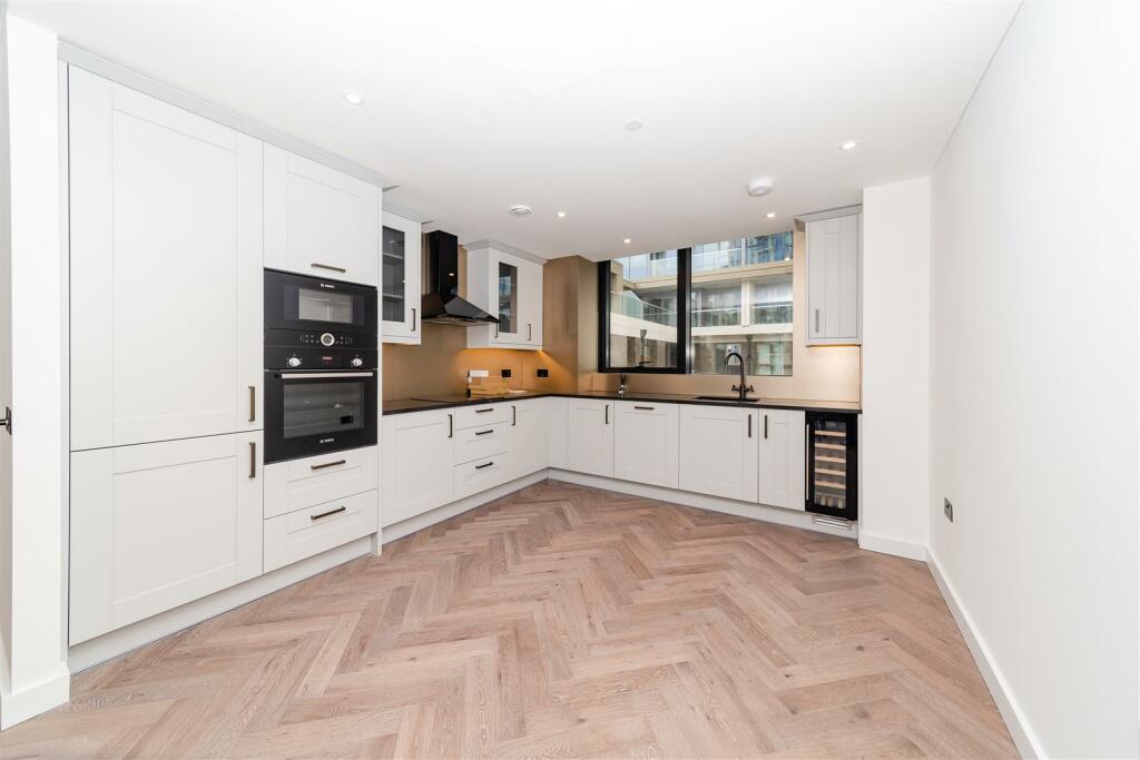 Kitchen .jpg