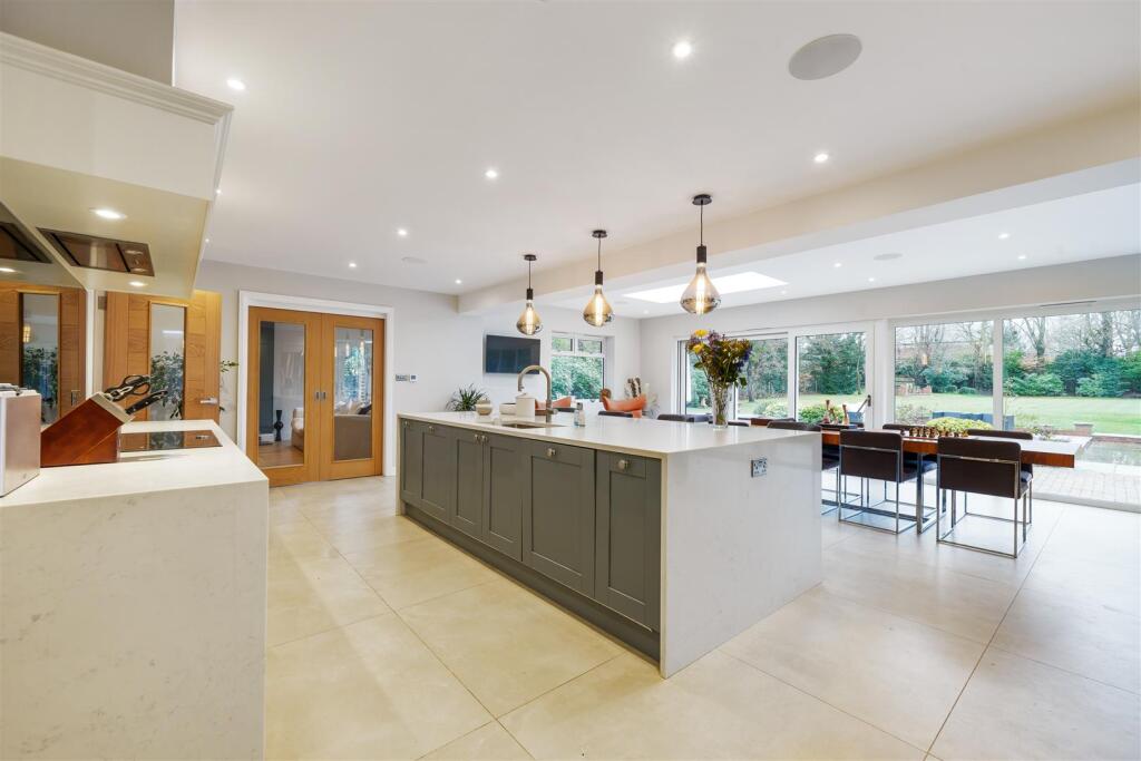 Open-Plan Kitchen/Family/Dining Room