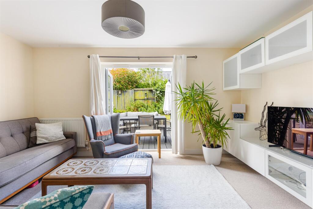 A07 - 16 Hockey Fields, Stoke Fleming - 250708.jpg