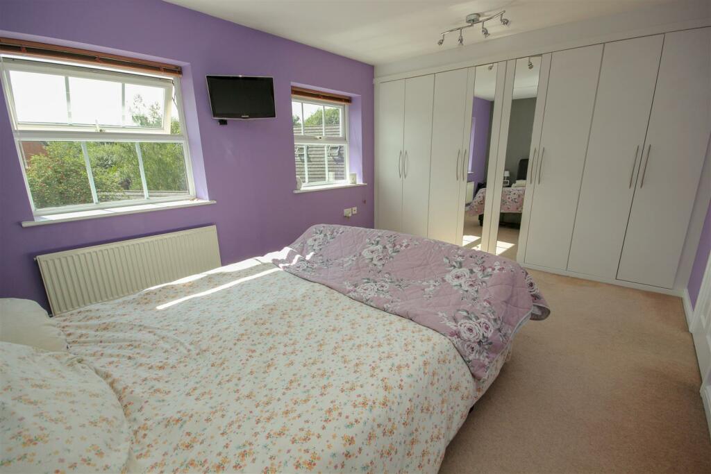 Master Bedroom.jpg
