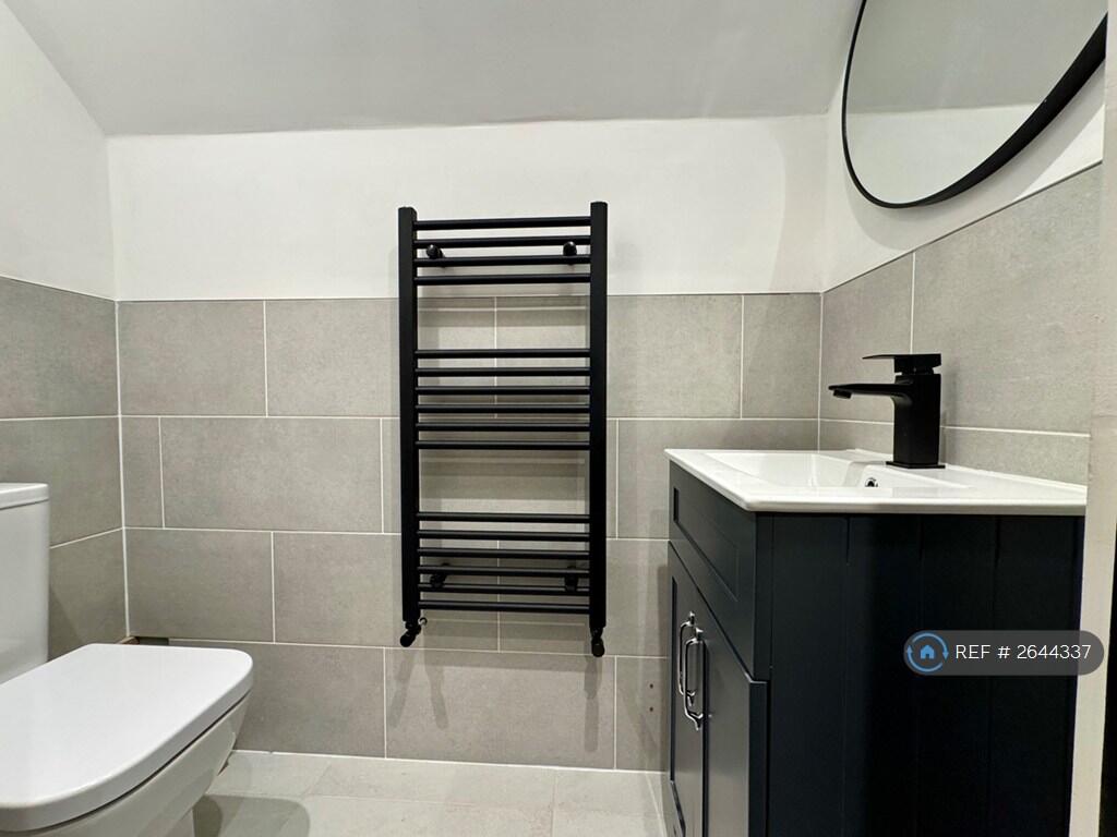 Second Floor Wc