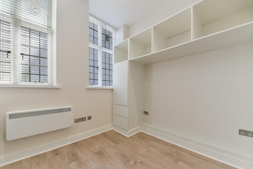 KIMMERSTON HOUSE,...