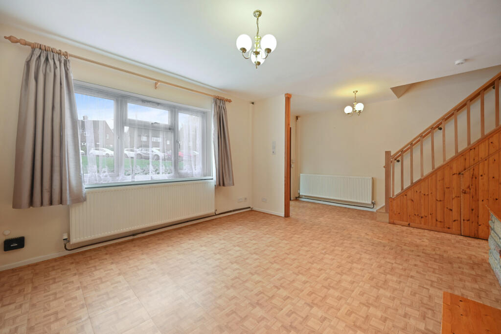 Four Bedroom Mid Terrace House