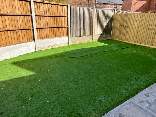 rear enclosed garden
