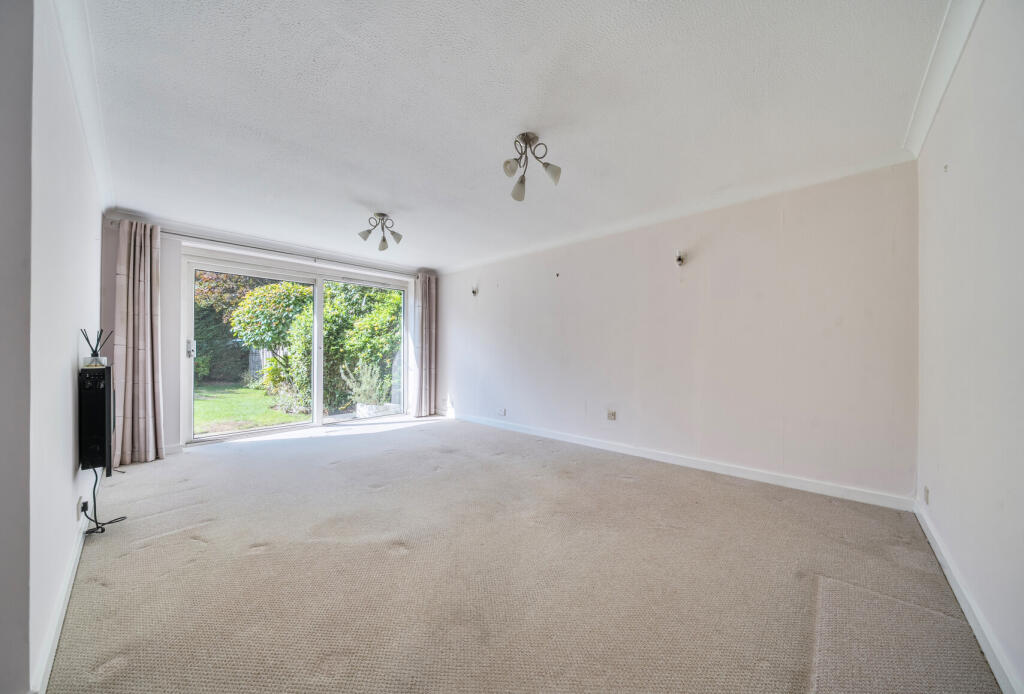 1358189-8-68cd558...